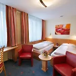Hotel Torbraeu 4*