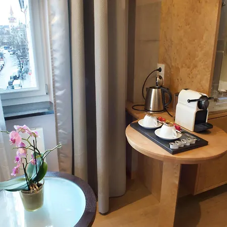 Hotell Torbraeu 4*