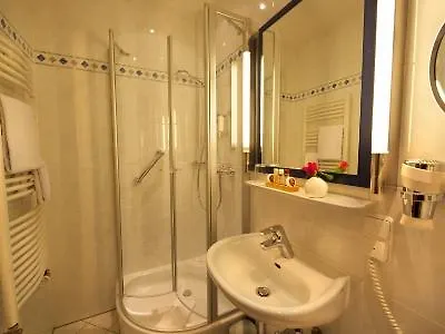Torbraeu Hotell 4*