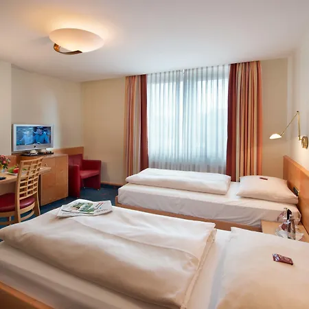 Hotell Torbraeu