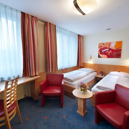 Hotell Torbraeu