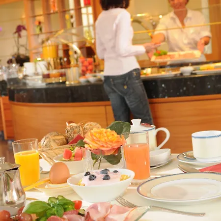 Otel Torbraeu 4*