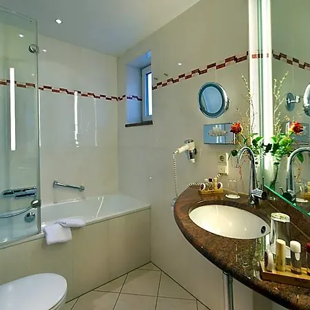 Torbraeu Otel