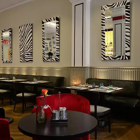 Hotel Torbraeu Munich