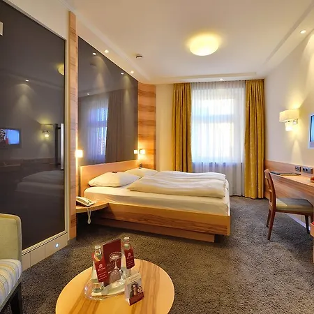 Hotel Torbraeu