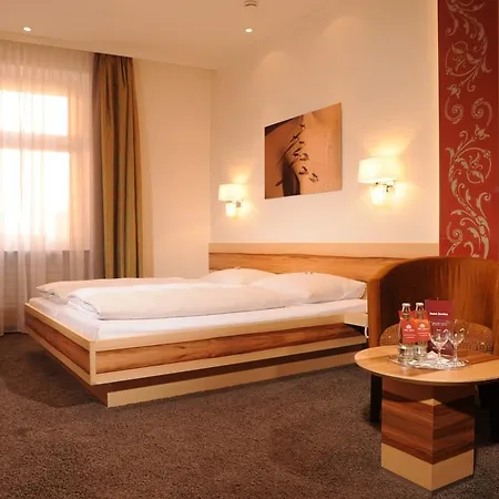 Hotel Torbraeu