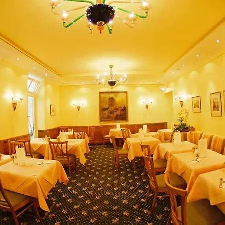 Hotel Torbraeu