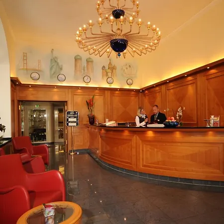 Torbraeu Hotel Munich