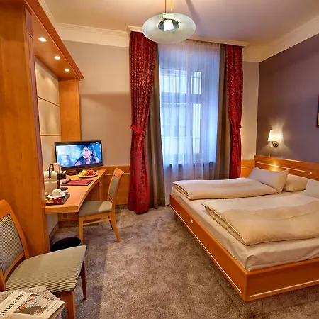 Torbraeu Hotel