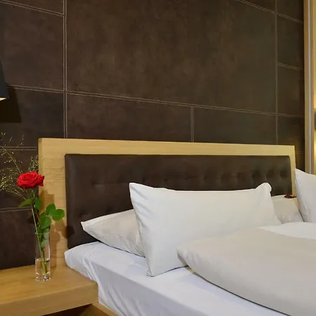 Hotel Torbraeu 4*